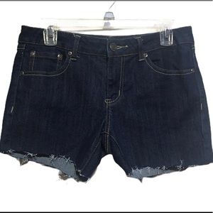Skull Jean Short.